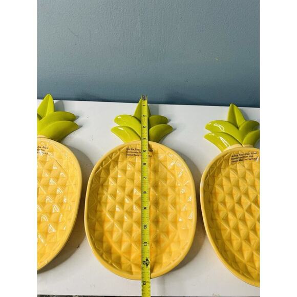 (3) NWT Pineapple Ceramic 12 3/4” Yellow Wall Hanging Decor HD Designs Outdoor - Picture 3 of 11